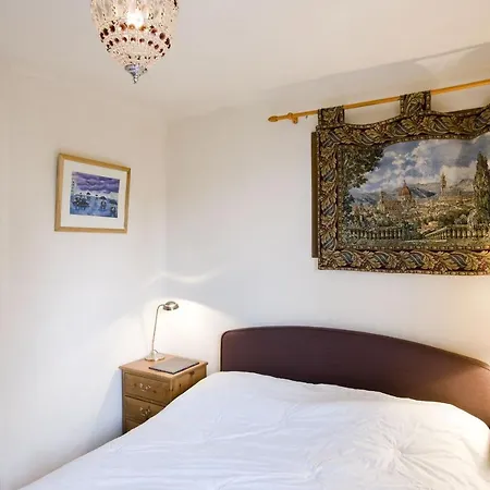 Apartment Bachal 1b